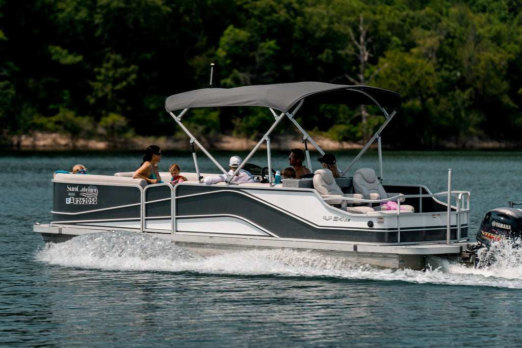 Pontoon / Tritoon Boat Rentals